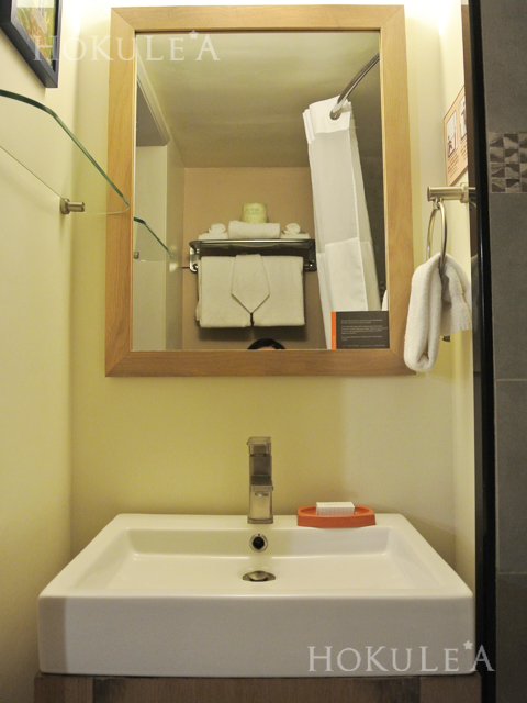VIVE HOTEL WAIKIKI バスルーム